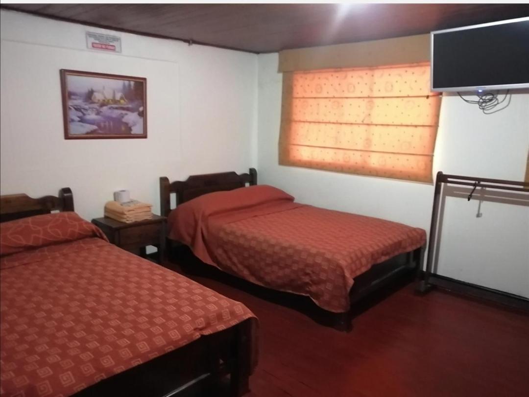 Hotel Consuelo Tunja Luaran gambar